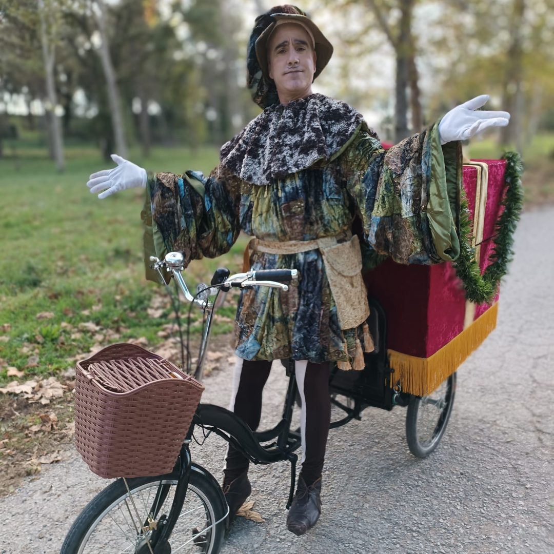 CARTER REIAL TRICICLE2